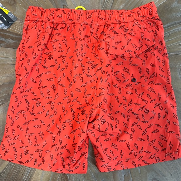 Boys first wave swim trunks - Picture 2 of 3